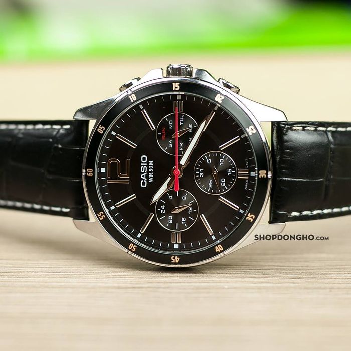 SHOPDONGHO.com - Hình ảnh minh họa ấn tượng về thế giới đồng hồ đa phong cách