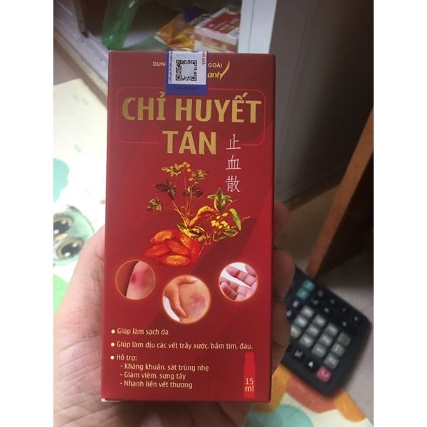 Hình ảnh thực tế Xịt thảo dược Chỉ Huyết Tán - thiết kế tiện dụng