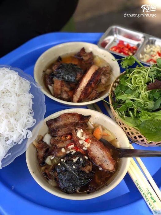 Bún Chả Que Tre Cô Thanh Béo - Ảnh 1