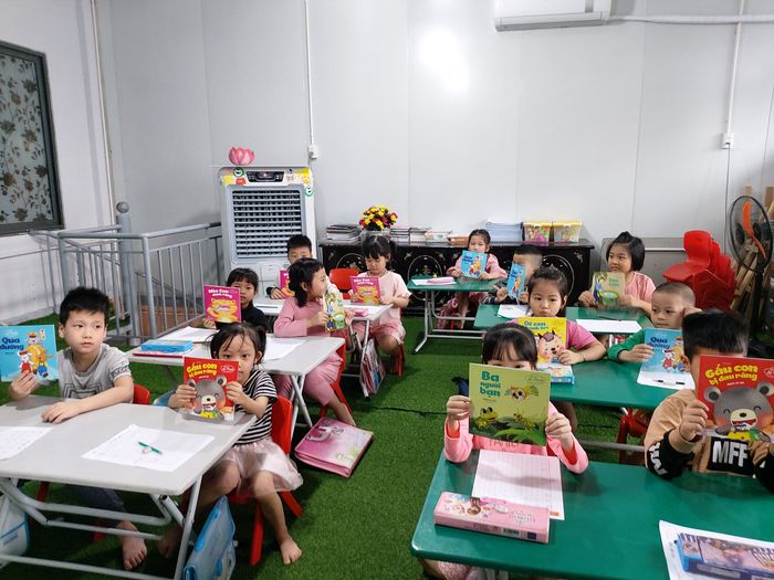Những khoảnh khắc vui chơi đáng yêu của bé tại Trường Mầm Non Tú Chi