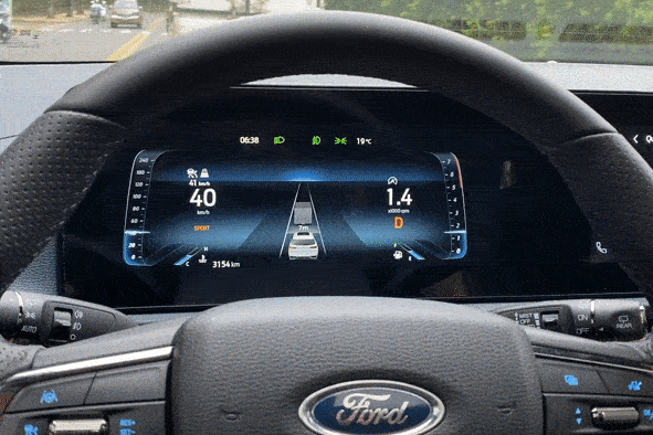 5 thắc mắc lớn về Ford Territory tại Việt Nam: Xe Trung Quốc gắn mác Mỹ? - Hình 5.