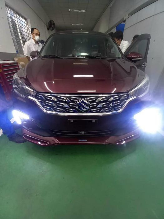 Suzuki Ertiga Hybrid tiết lộ hình ảnh thực tế tại Việt Nam: Dự kiến giá từ 518,6 triệu đồng, ngày ra mắt không còn xa - Ảnh 1.