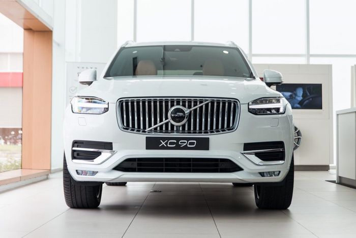 Volvo XC90, mẫu xe 'an toàn tốt nhất thế giới', tiếp tục dẫn đầu danh sách đề cử cho dòng xe sang phục vụ gia đình tại BCA 2023 - Hình 2.