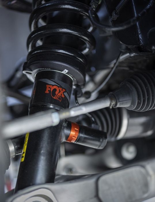 Ford F-150 Raptor R ra mắt: Xe bán tải có sức mạnh không kém siêu xe - Ảnh 14.