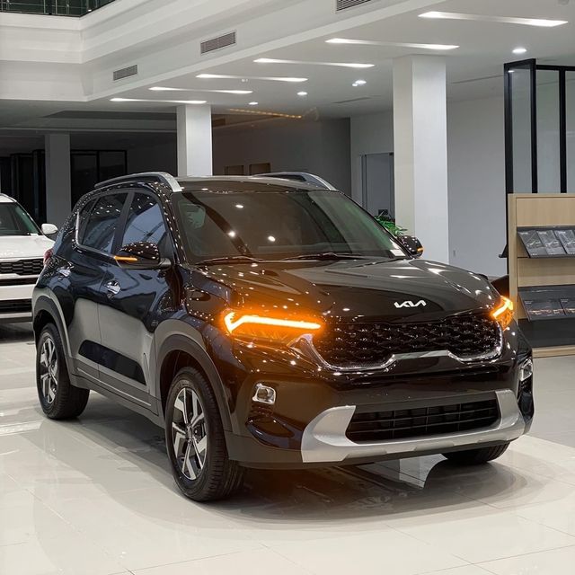 Không nên mua sedan để chuyển sang SUV cỡ nhỏ: Chọn xe giá rẻ hoặc đầu tư một chút để đảm bảo sự thoải mái cho mọi người trong gia đình? - Hình 2.