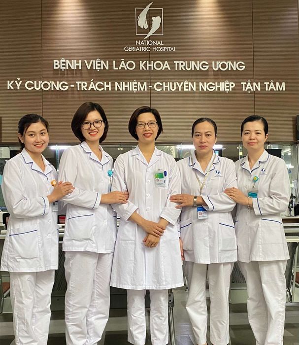 Khối cận lâm sàng