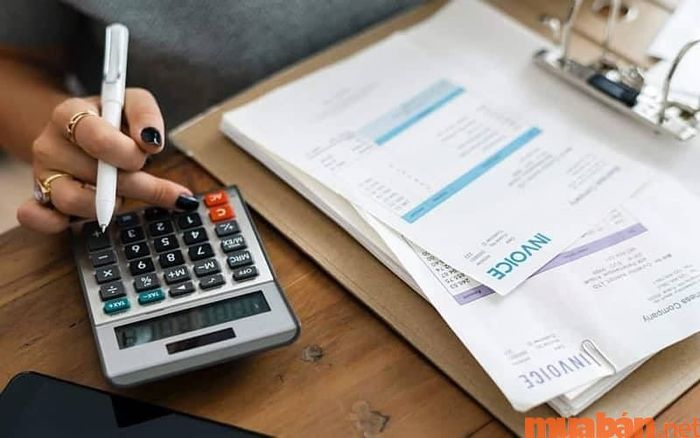 Trình độ học vấn là yếu tố quan trọng đầu tiên mà bạn cần có để trở thành Procurement Manager.
