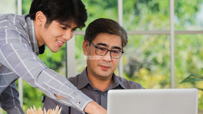 Copywriter còn có thể được phân loại theo kinh nghiệm và năng lực chuyên môn của mỗi cá nhân.