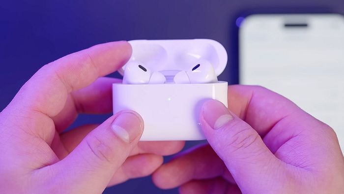 Lưu ý quan trọng khi sạc pin AirPods