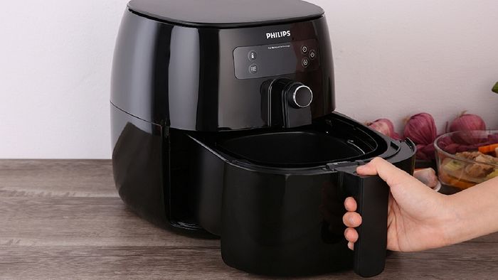 Chuẩn bị nồi bằng cách làm nóng trước khi sấy