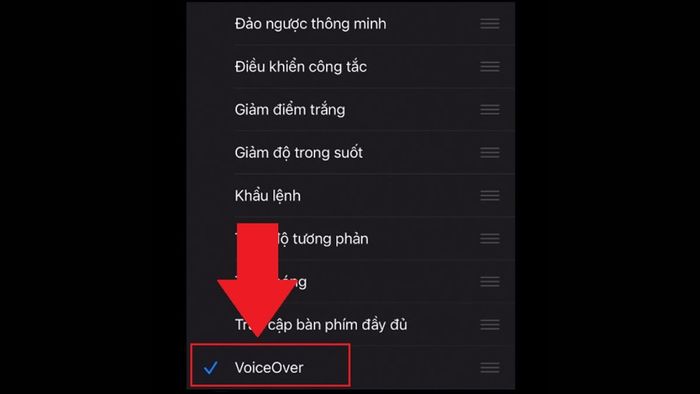 Cách tắt VoiceOver trên iPhone khi tắt màn hình bằng nút nguồn