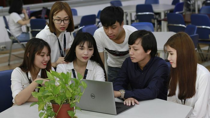 Mức lương của ngành quản lý giáo dục