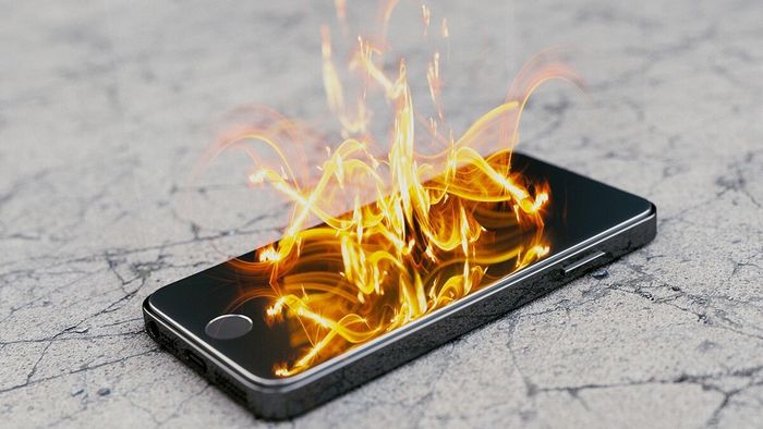 Điện thoại quá nóng có vấn đề gì không?