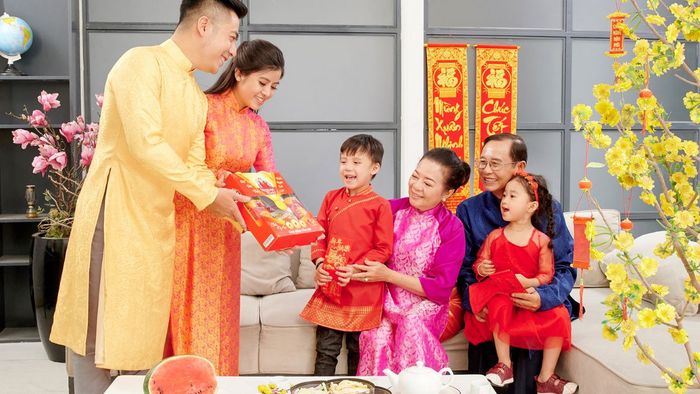 Quà Tết độc lạ thể hiện tấm lòng và sự quan tâm sâu sắc của người tặng