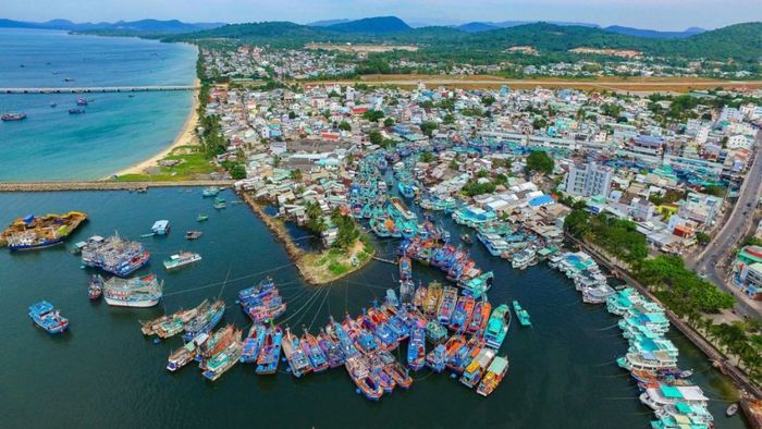 Vị trí địa lý của Kiên Giang thuộc khu vực phía Tây Việt Nam