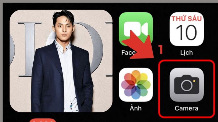 Mở ứng dụng Camera.