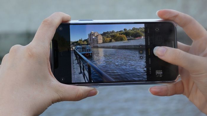 Khám phá trải nghiệm màn hình iPhone 11 Pro Max