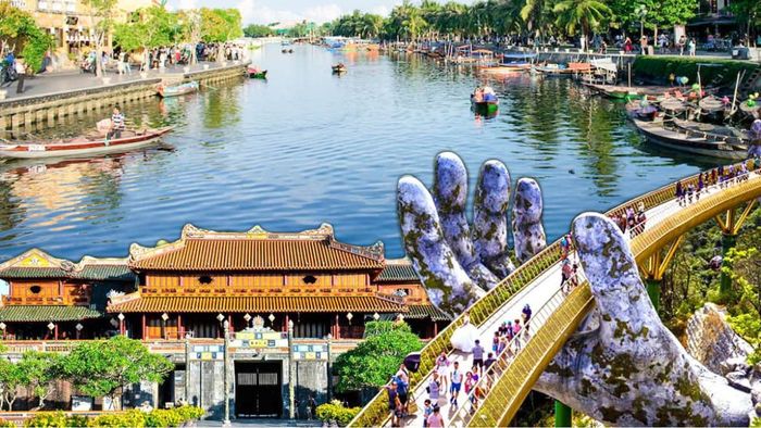 Khoảng cách từ Đà Nẵng đến Hội An là 30km.