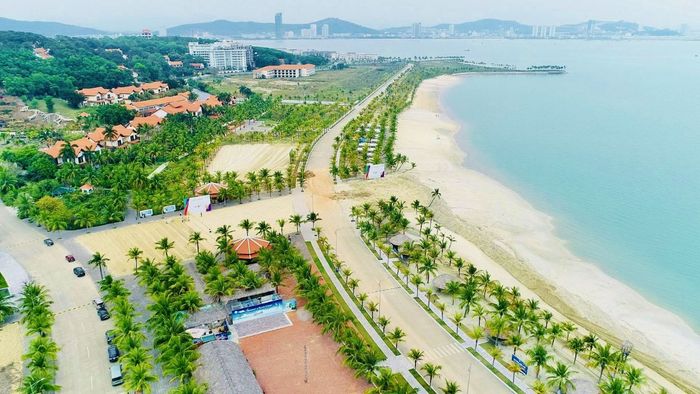 Ảnh đẹp Quảng Ninh toát lên sự thanh thoát nhẹ nhàng.