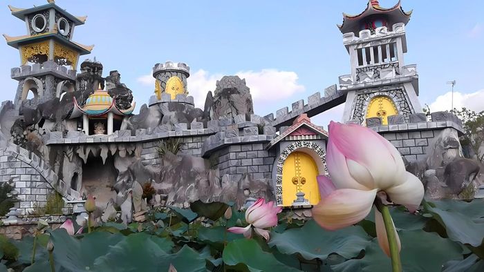 Hình ảnh Sóc Trăng lặng lẽ, tĩnh mịch, như một bức tranh vẽ.