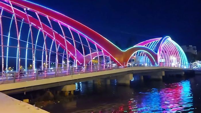 Ảnh đẹp Sóc Trăng lấp lánh ánh sáng.