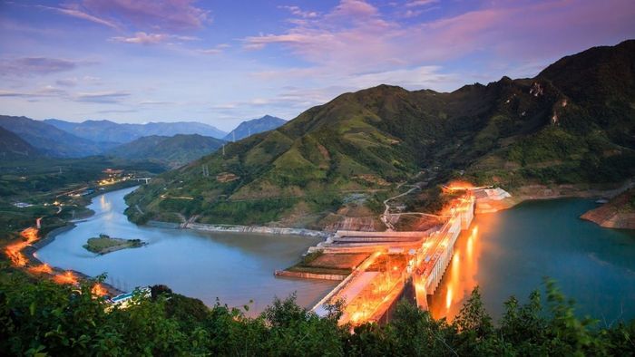 Ảnh đẹp Sơn La sáng bừng huyền ảo.