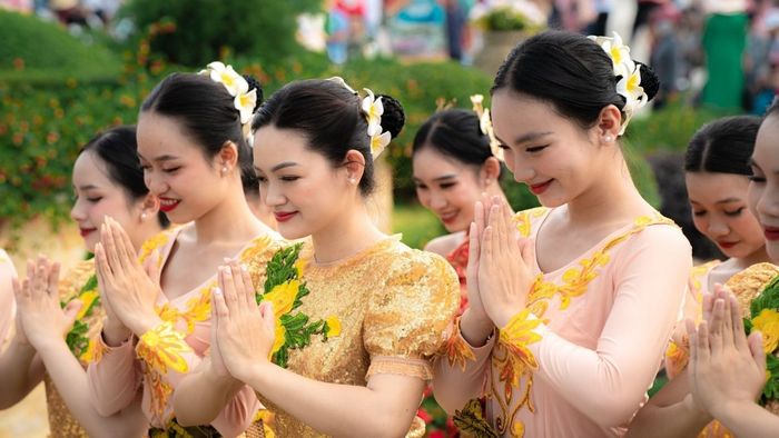 Ảnh đẹp Tây Ninh mang vẻ hiền hòa, dịu dàng.