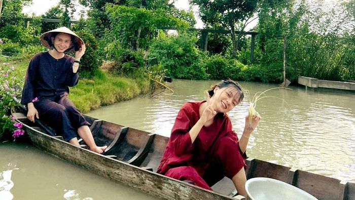 Ảnh đẹp Tiền Giang toát lên vẻ thanh tao, nhẹ nhàng và đầy lãng mạn, thể hiện sự yên bình của miền quê miền Tây.