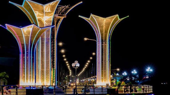 Những hình ảnh đẹp về Tiền Giang để lại dấu ấn sâu sắc trong lòng mỗi người, với sự kết hợp tuyệt vời giữa thiên nhiên và con người nơi đây.