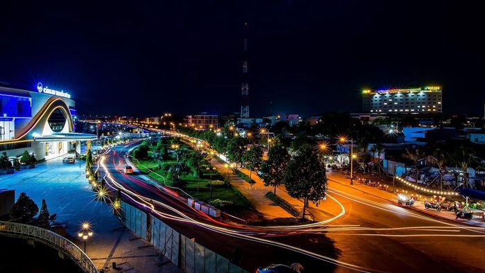 Tiền Giang mang vẻ đẹp tinh khôi, với không gian trong lành và những cảnh vật bình dị, tạo cảm giác thư thái cho bất kỳ ai ghé thăm.