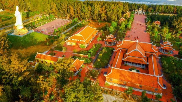 Ảnh đẹp Trà Vinh với vẻ đẹp giản dị, gần gũi và dễ chịu.