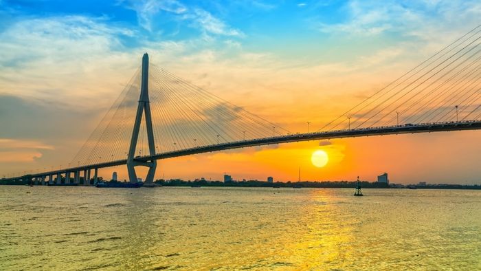Ảnh đẹp Cần Thơ - dáng cầu uy nghi dưới ánh hoàng hôn