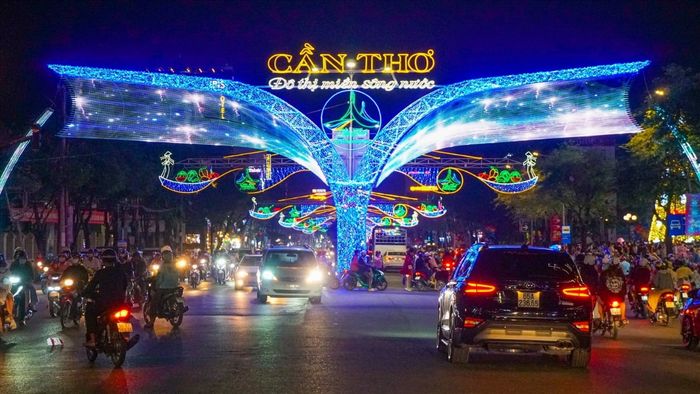 Ảnh đẹp Cần Thơ - nét hiện đại lấp lánh dưới ánh đèn đêm