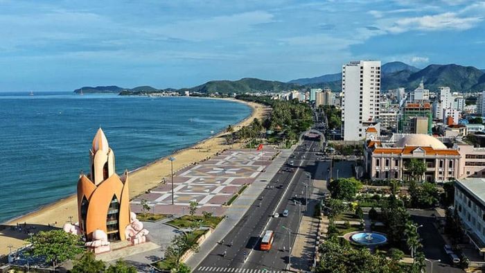 Những bức ảnh đẹp về Khánh Hòa tôn vinh vẻ hùng vĩ của những ghềnh đá.