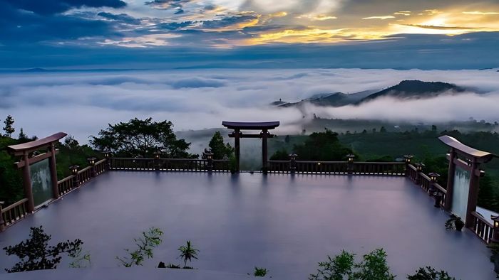 Hình ảnh đẹp về Lâm Đồng với dòng sông uốn lượn mềm mại