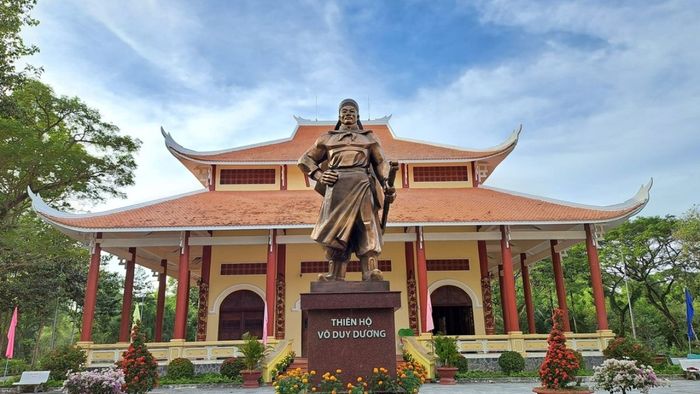 Ảnh đẹp Long An toát lên sự bình yên và đầy sức hút.