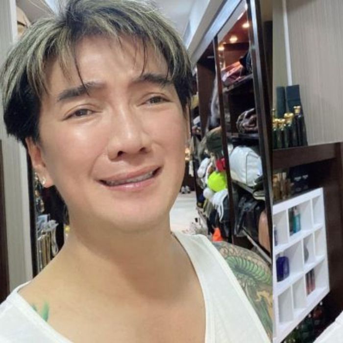 Ảnh meme khóc mang lại cảm giác sâu sắc, như chạm vào tận đáy lòng.