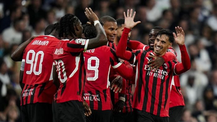 Hình nền AC Milan tràn đầy nhiệt huyết
