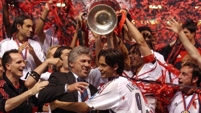 Hình nền AC Milan rực rỡ chói sáng