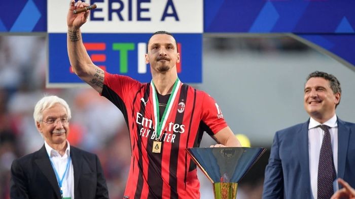 Hình nền AC Milan không thể thay thế