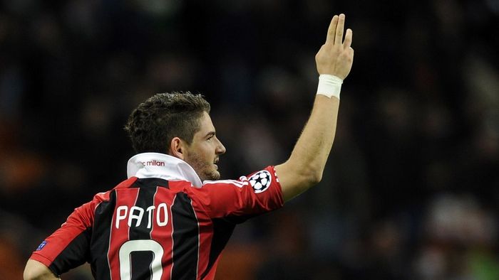 Hình nền AC Milan bình tĩnh và kiên định