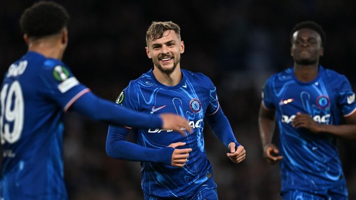 Hình nền Chelsea đầy sắc màu và rực rỡ.