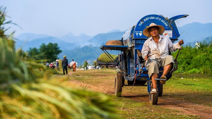 Ảnh đẹp Hòa Bình với người dân hiền hòa, thân thiện