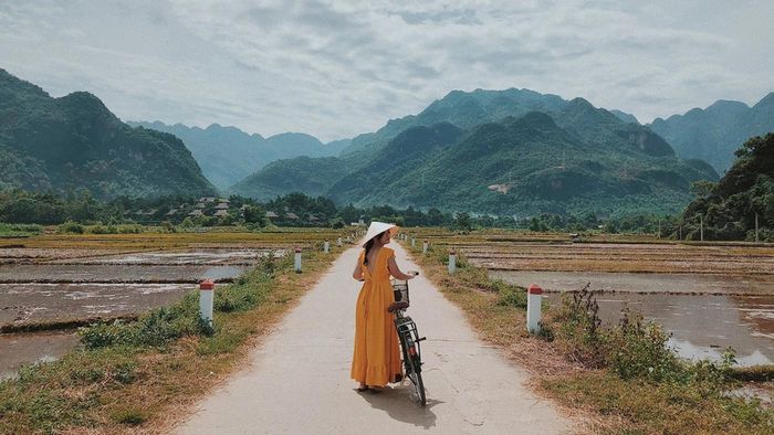 Ảnh đẹp Hòa Bình với bản làng yên bình ẩn mình giữa thiên nhiên hoang sơ