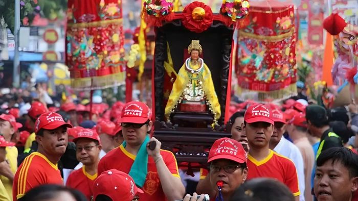 Lễ vía bà Thiên Hậu tại Cà Mau