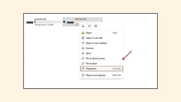 Kiểm tra dung lượng còn trống trên USB bước 2