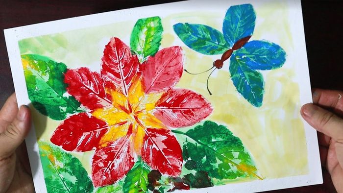 Sáng tạo với những bức tranh vẽ từ lá cây