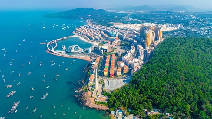 Đảo Phú Quốc là một trong những danh lam thắng cảnh nổi tiếng của Việt Nam