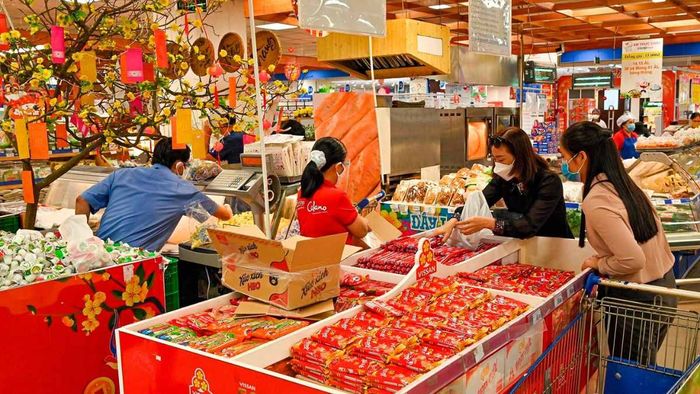 Mua sắm ngày Tết