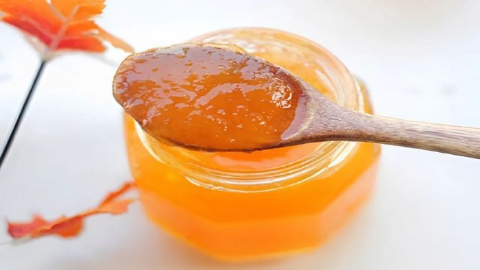 Hướng dẫn thực hiện bước 3 khi làm mứt thơm ăn bánh mì